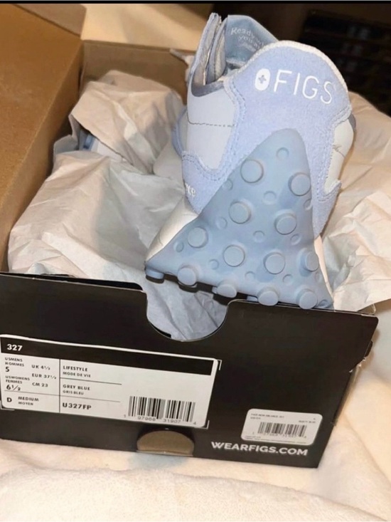 Figs Shoes - FIGS NWT New Balance 327 light dusty blue